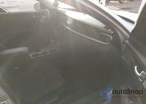 2020 Kia Optima Lx z USA, uszkodzony, nr VIN 5XXGT4L38LG438447